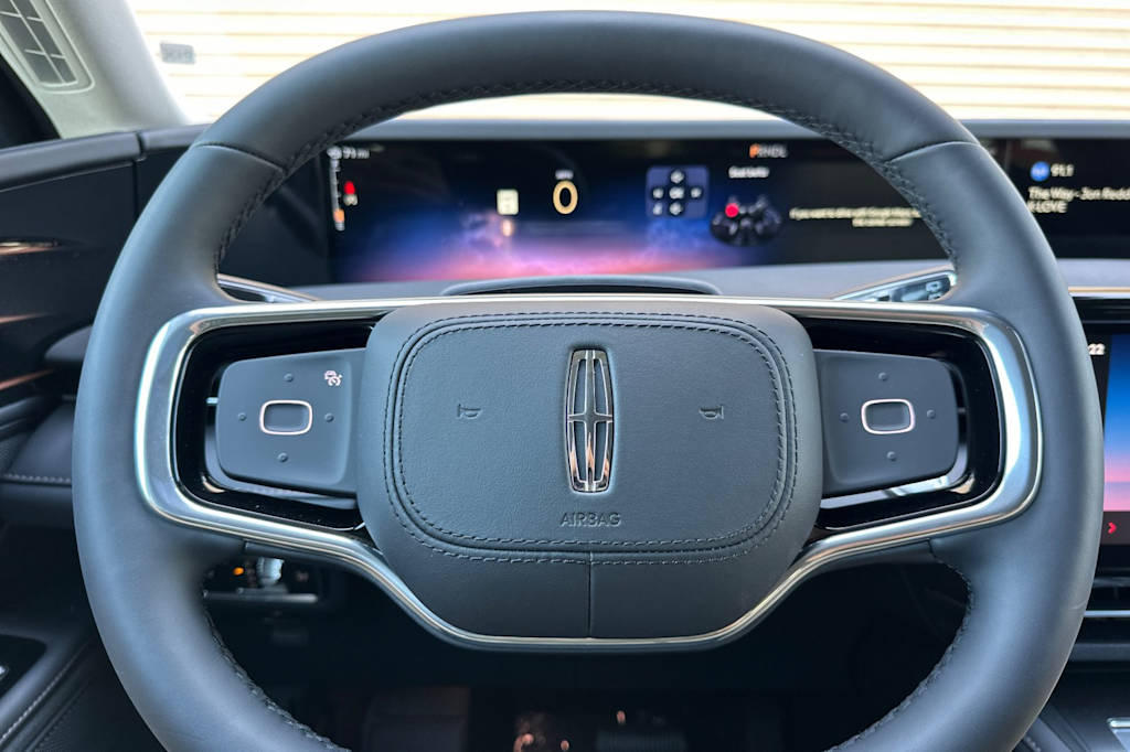 Thumbnail: 2026 Lincoln Nautilus - 26