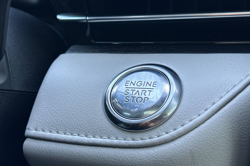 2025 Lincoln Nautilus Reserve 25