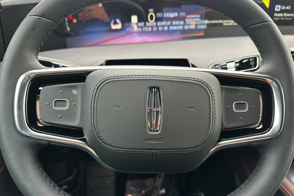 Thumbnail: 2026 Lincoln Nautilus - 24