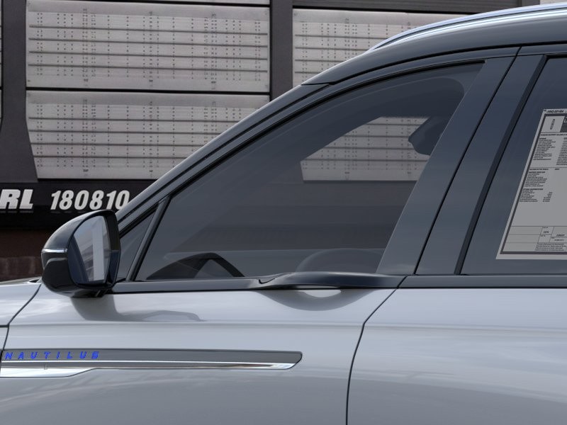 Thumbnail: 2026 Lincoln Nautilus - 7