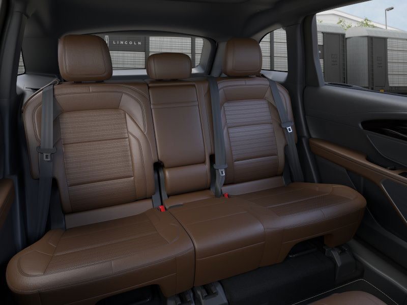Thumbnail: 2026 Lincoln Nautilus - 15