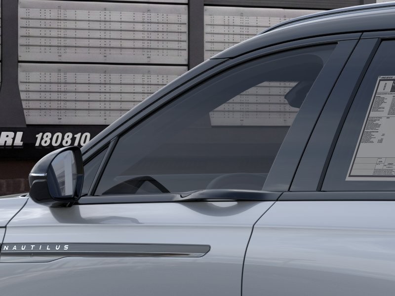 Thumbnail: 2026 Lincoln Nautilus - 7