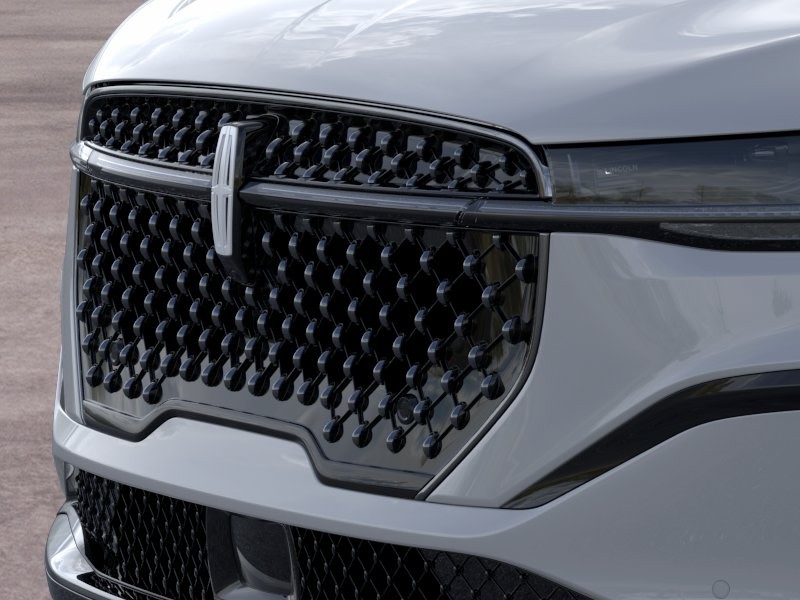 Thumbnail: 2026 Lincoln Nautilus - 13