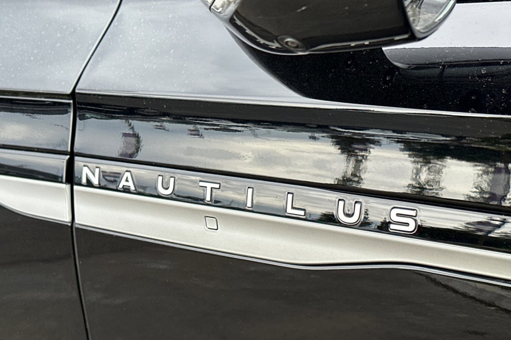 2024 Lincoln Nautilus Reserve 7