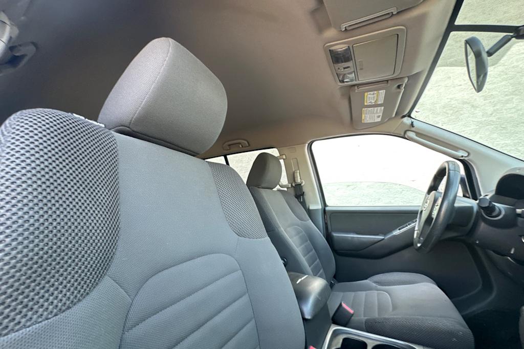 Thumbnail: 2012 Nissan Pathfinder - 10