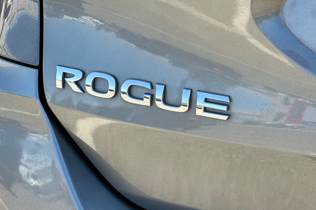 Thumbnail: 2018 Nissan Rogue - 7