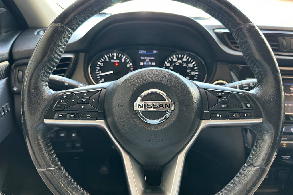 Thumbnail: 2018 Nissan Rogue - 28
