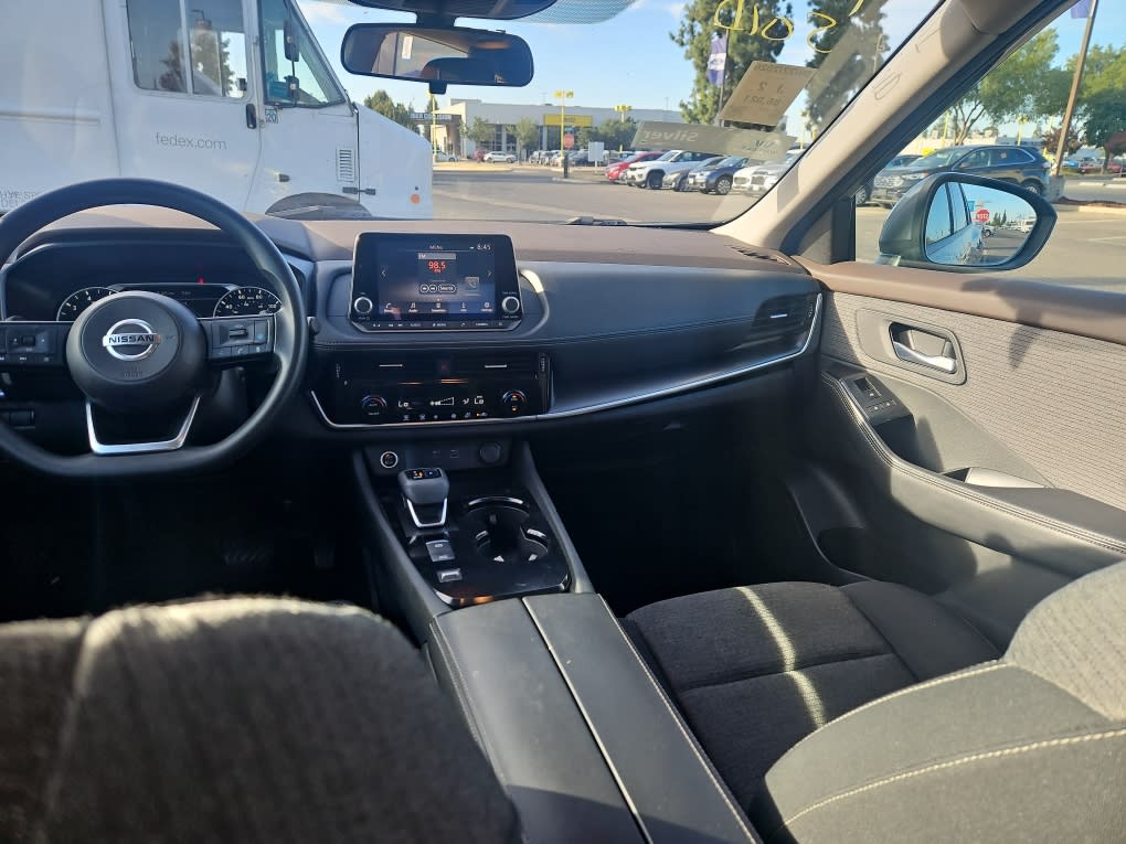 Thumbnail: 2021 Nissan Rogue - 8