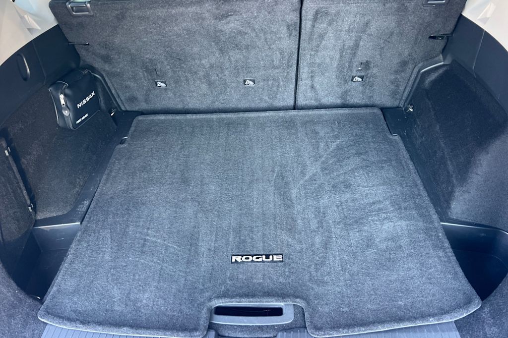 Thumbnail: 2024 Nissan Rogue - 17