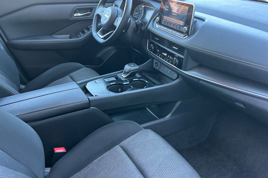 Thumbnail: 2024 Nissan Rogue - 13