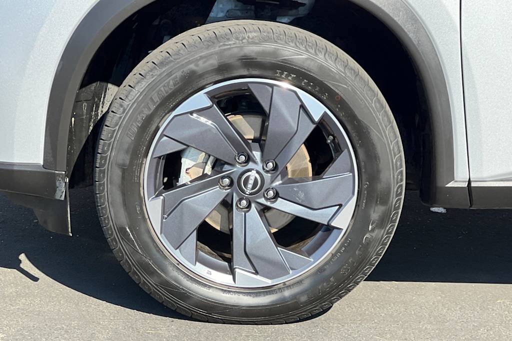 Thumbnail: 2024 Nissan Rogue - 8