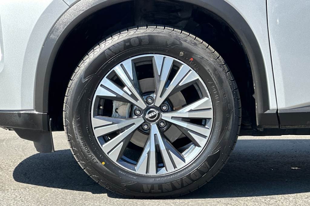 Thumbnail: 2022 Nissan Rogue - 8
