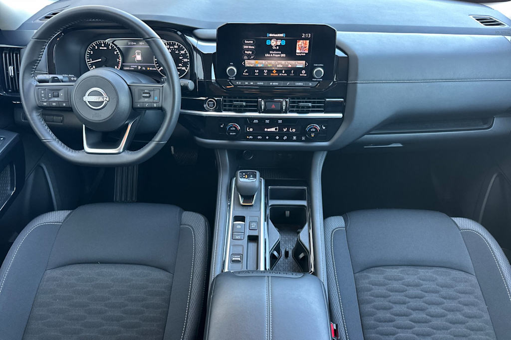 Thumbnail: 2024 Nissan Pathfinder - 2