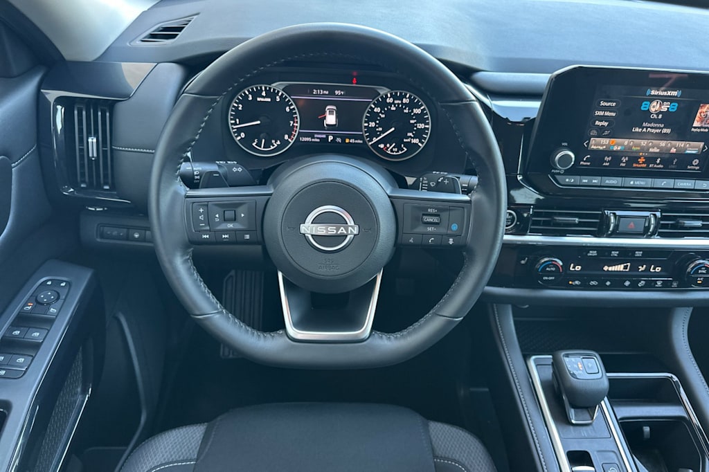 Thumbnail: 2024 Nissan Pathfinder - 11