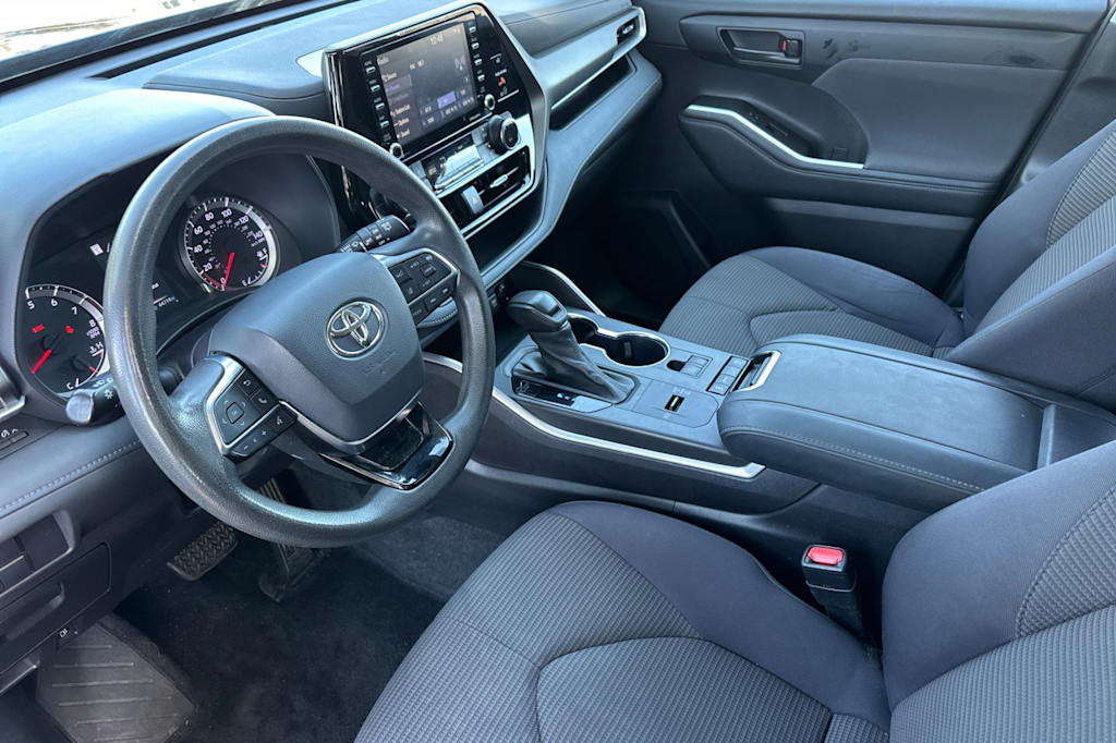 Thumbnail: 2021 Toyota Highlander - 9