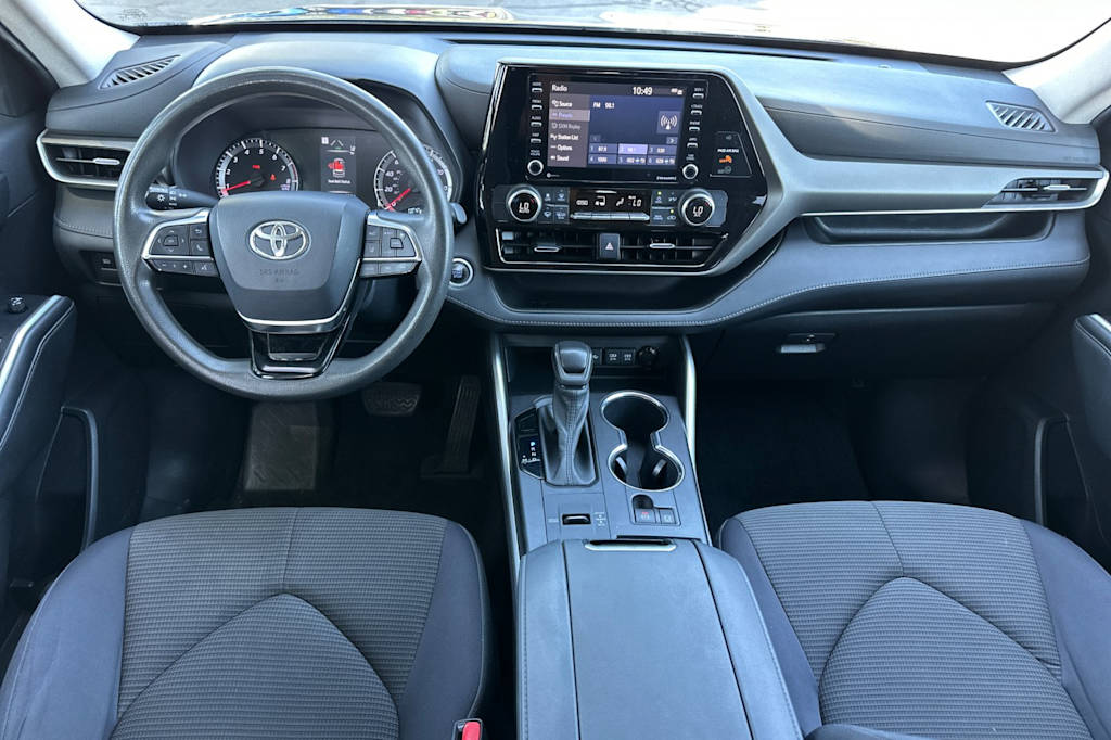 Thumbnail: 2021 Toyota Highlander - 2