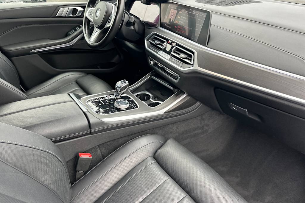 Thumbnail: 2021 BMW X7 - 12