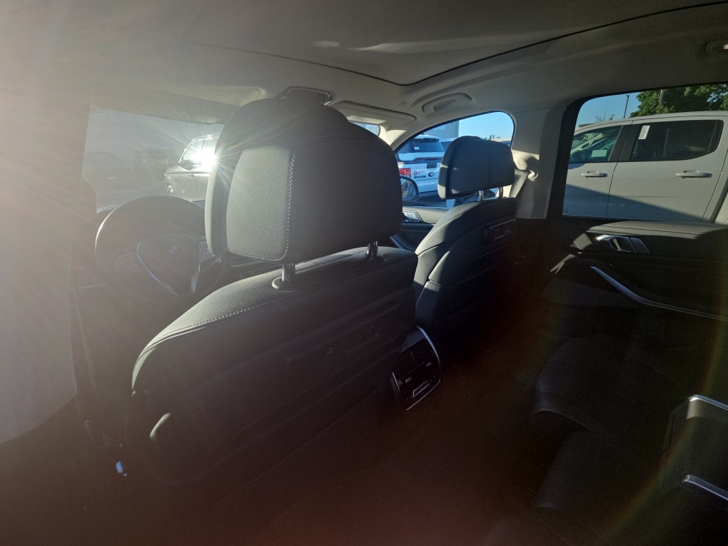 Thumbnail: 2019 BMW X7 - 11