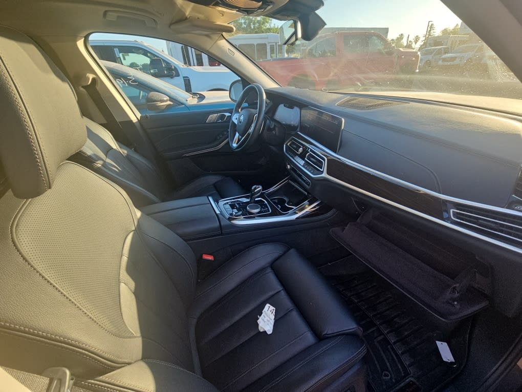 Thumbnail: 2019 BMW X7 - 10