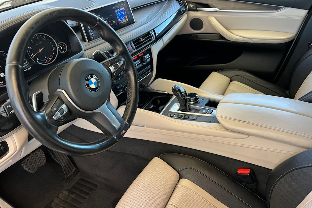 Thumbnail: 2017 BMW X6 - 8