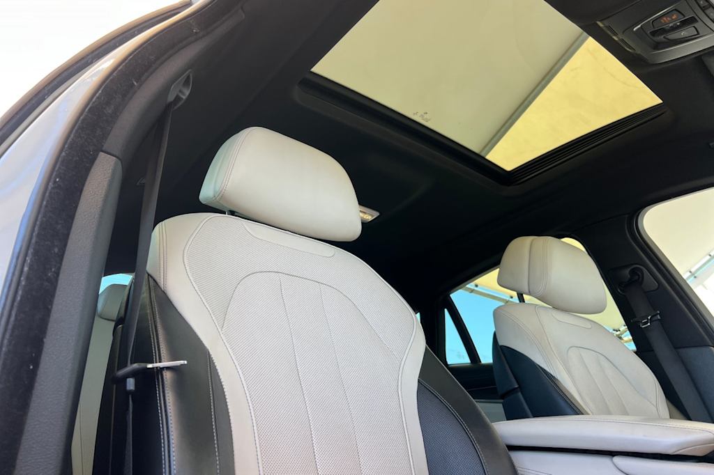 Thumbnail: 2017 BMW X6 - 21