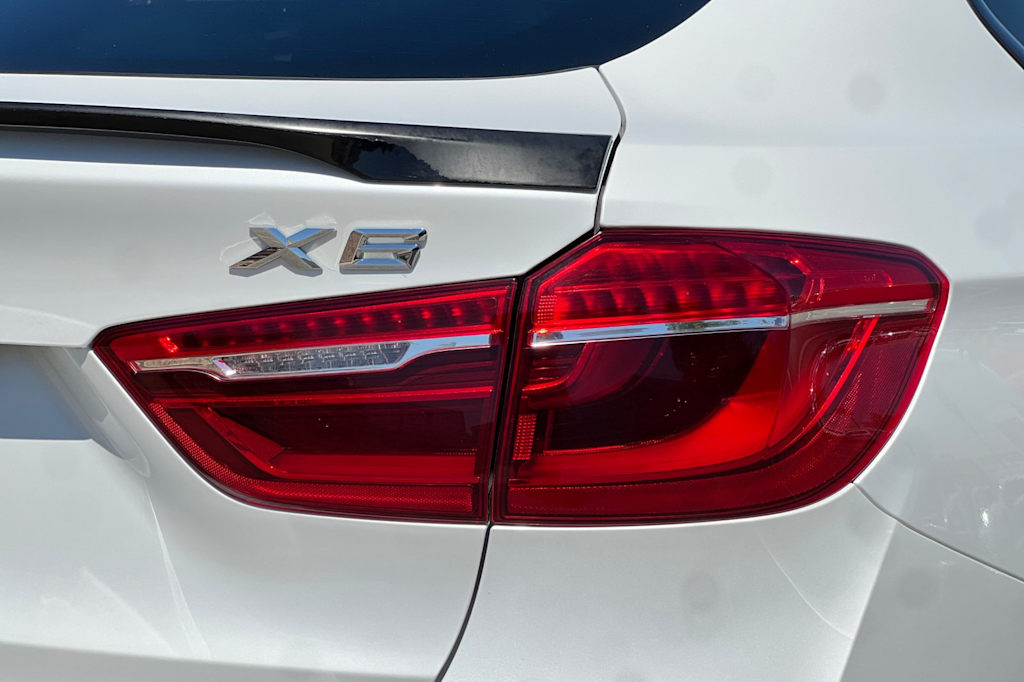 Thumbnail: 2017 BMW X6 - 28