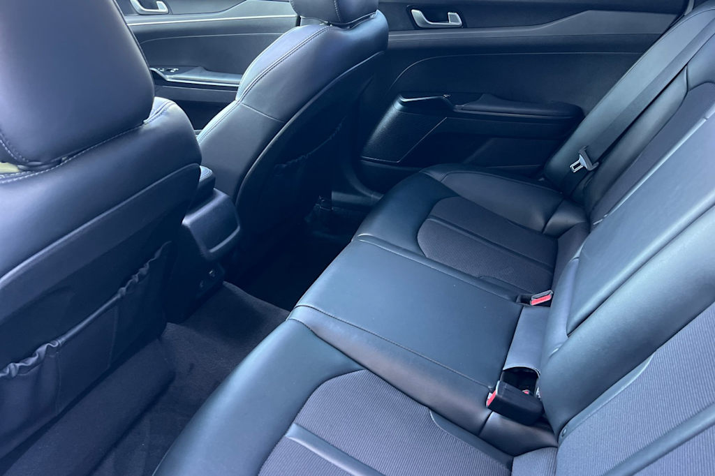 Thumbnail: 2022 Kia K5 - 11