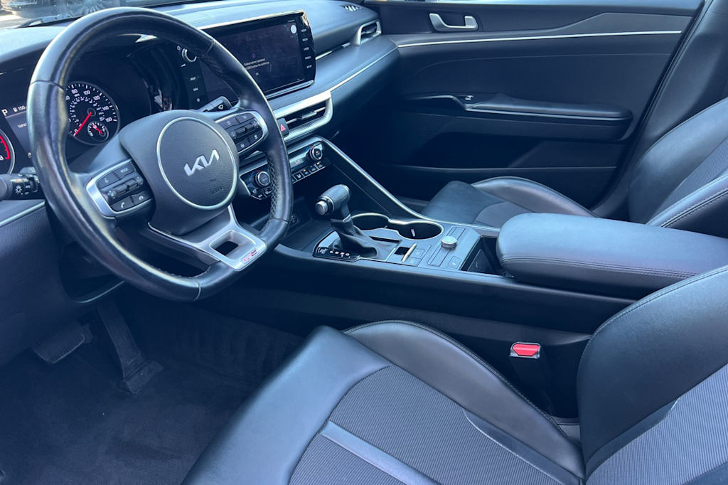 Thumbnail: 2022 Kia K5 - 9
