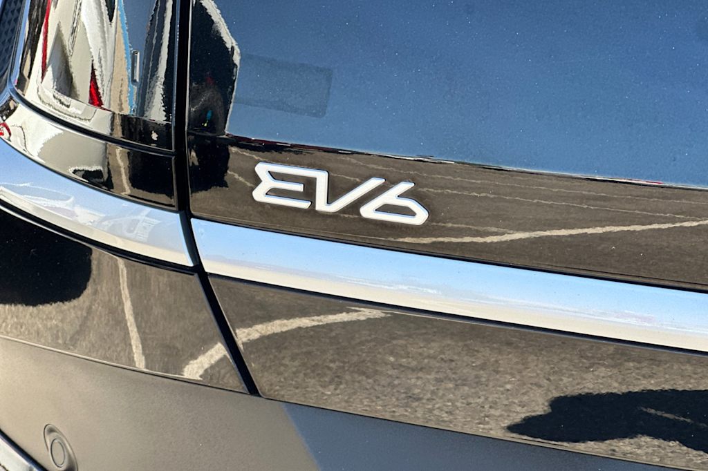 Thumbnail: 2025 Kia EV6 - 7