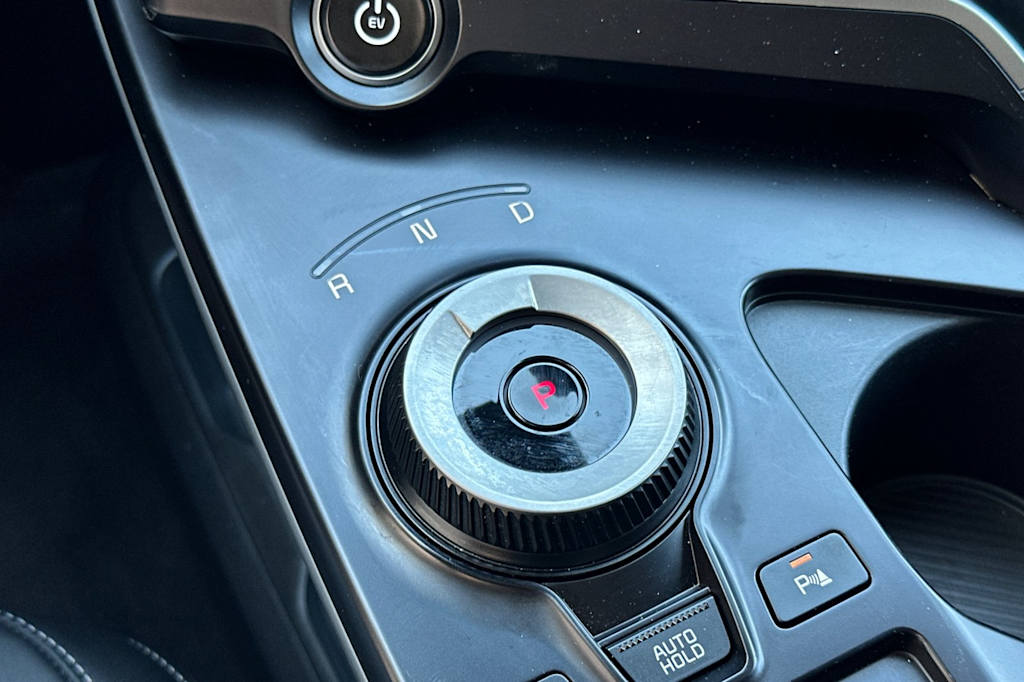 Thumbnail: 2025 Kia EV6 - 25
