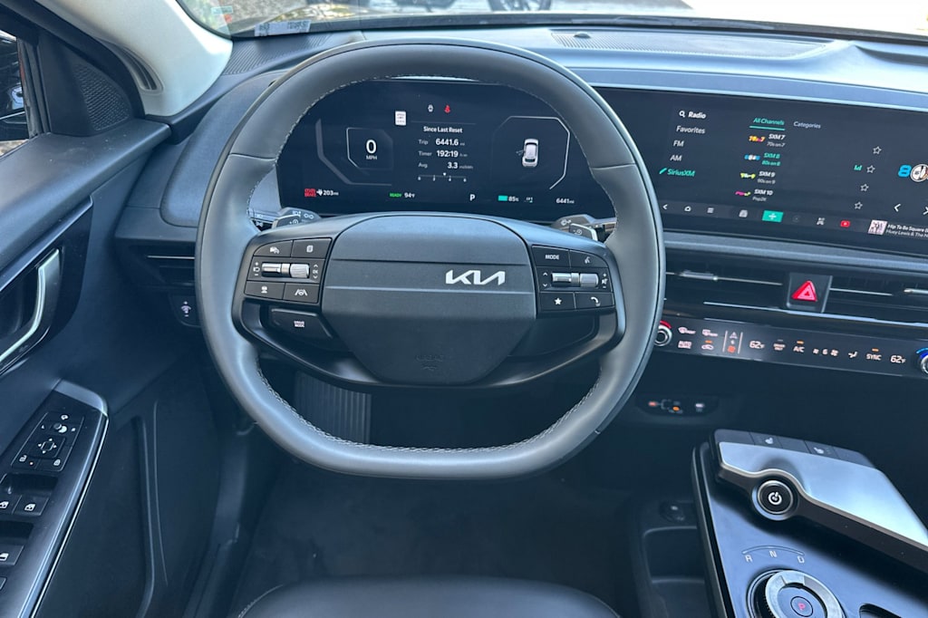 Thumbnail: 2025 Kia EV6 - 12