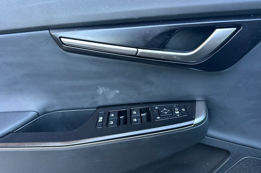 Thumbnail: 2025 Kia EV6 - 21
