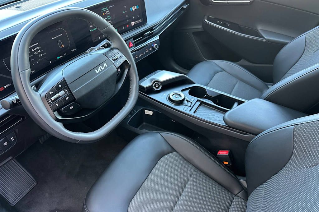 Thumbnail: 2025 Kia EV6 - 9