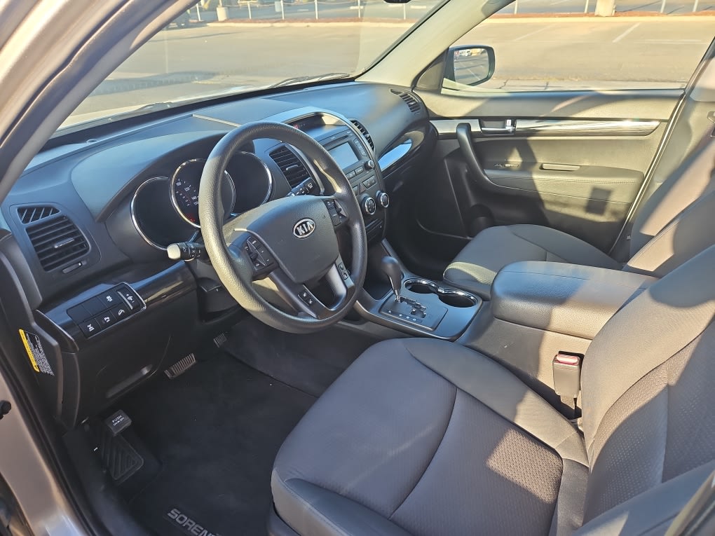 Thumbnail: 2013 Kia Sorento - 11