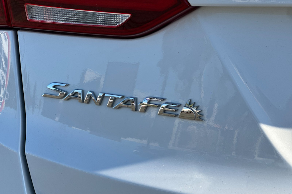 Thumbnail: 2017 Hyundai Santa Fe - 7