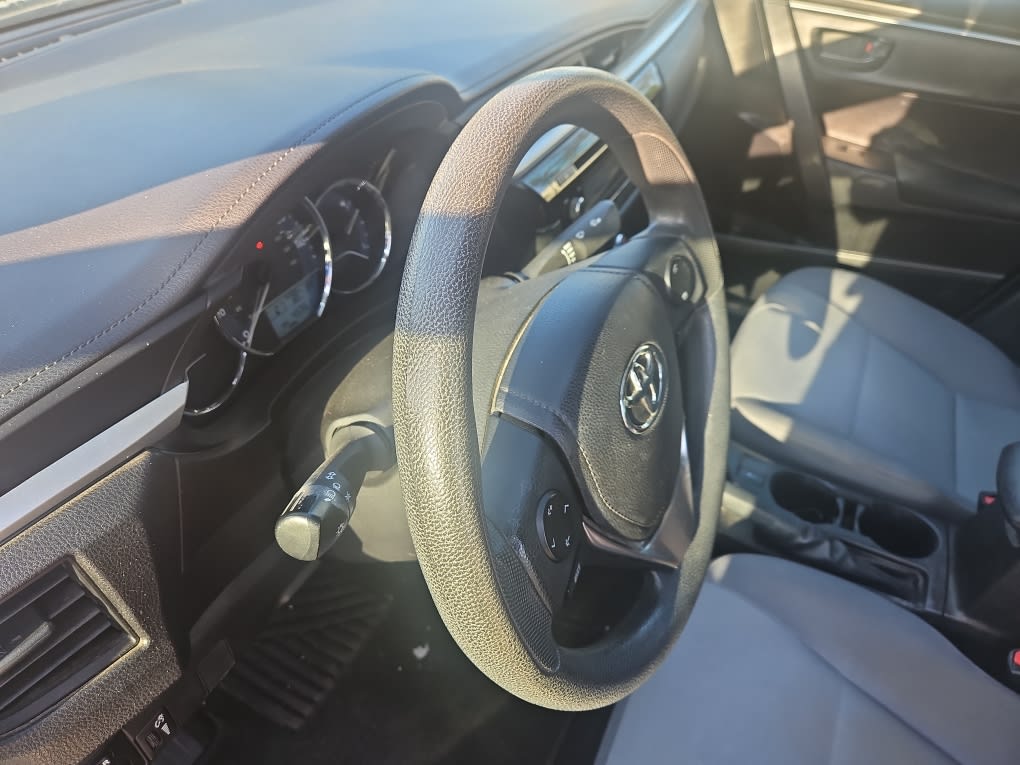 Thumbnail: 2014 Toyota Corolla - 2