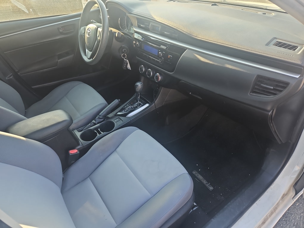 Thumbnail: 2014 Toyota Corolla - 10