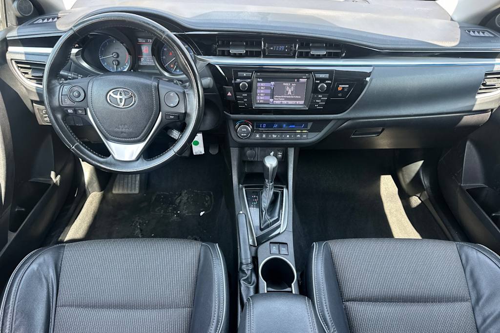 Thumbnail: 2015 Toyota Corolla - 2