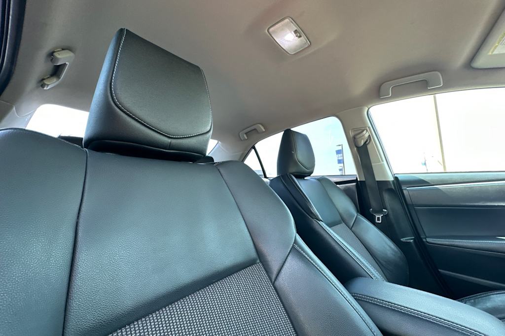 Thumbnail: 2015 Toyota Corolla - 11