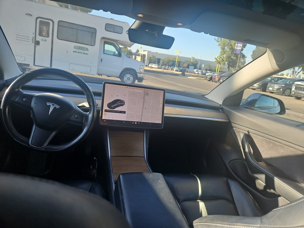 Thumbnail: 2018 Tesla Model 3 - 7