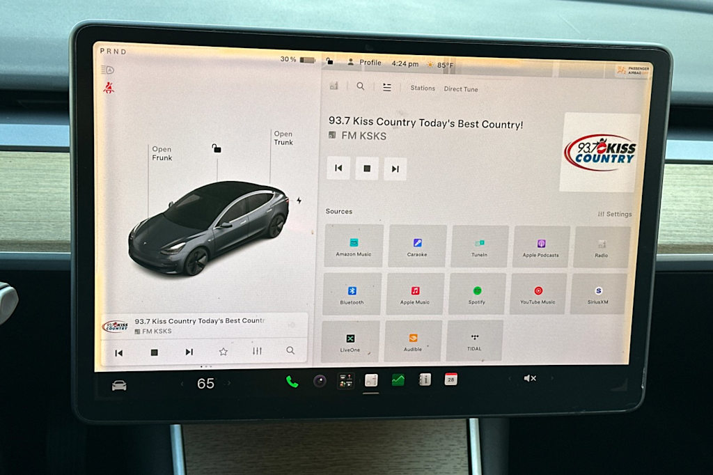 Thumbnail: 2018 Tesla Model 3 - 14