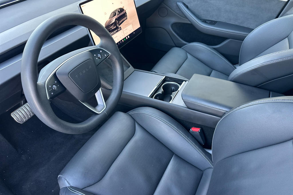 Thumbnail: 2024 Tesla Model 3 - 10