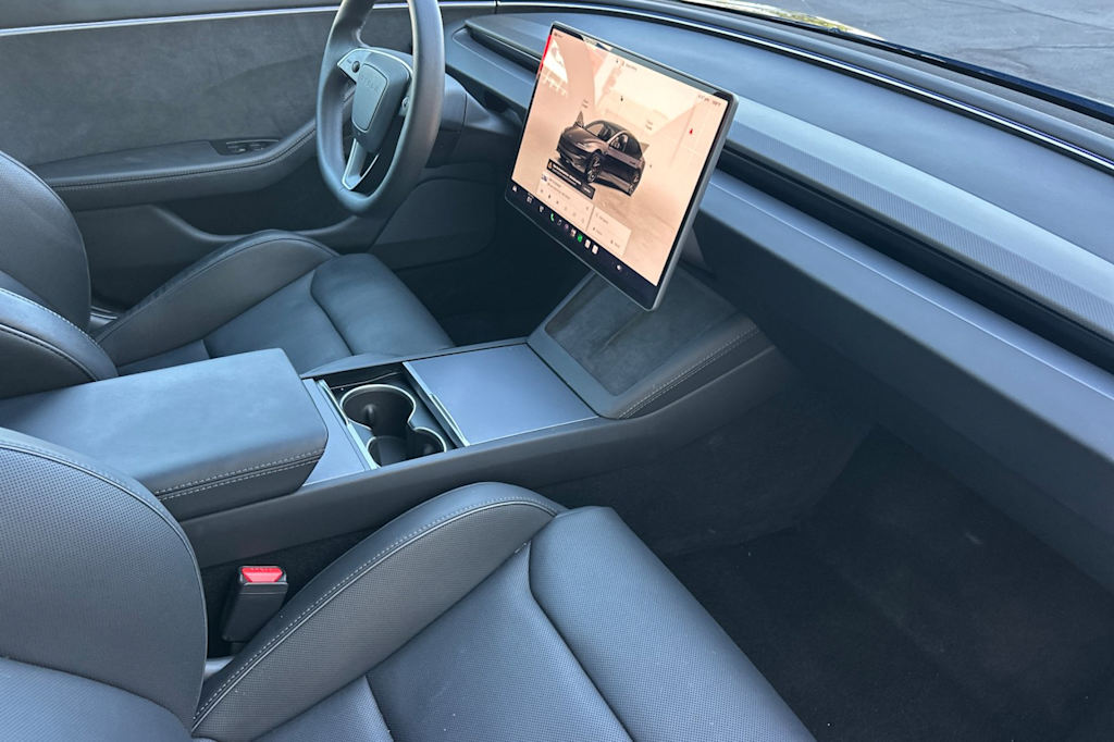Thumbnail: 2024 Tesla Model 3 - 12