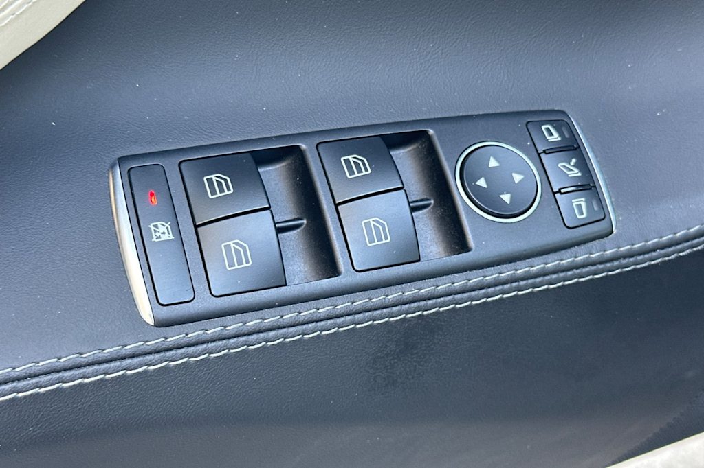 Thumbnail: 2021 Tesla Model S - 23