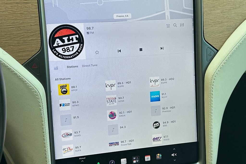 Thumbnail: 2021 Tesla Model S - 14