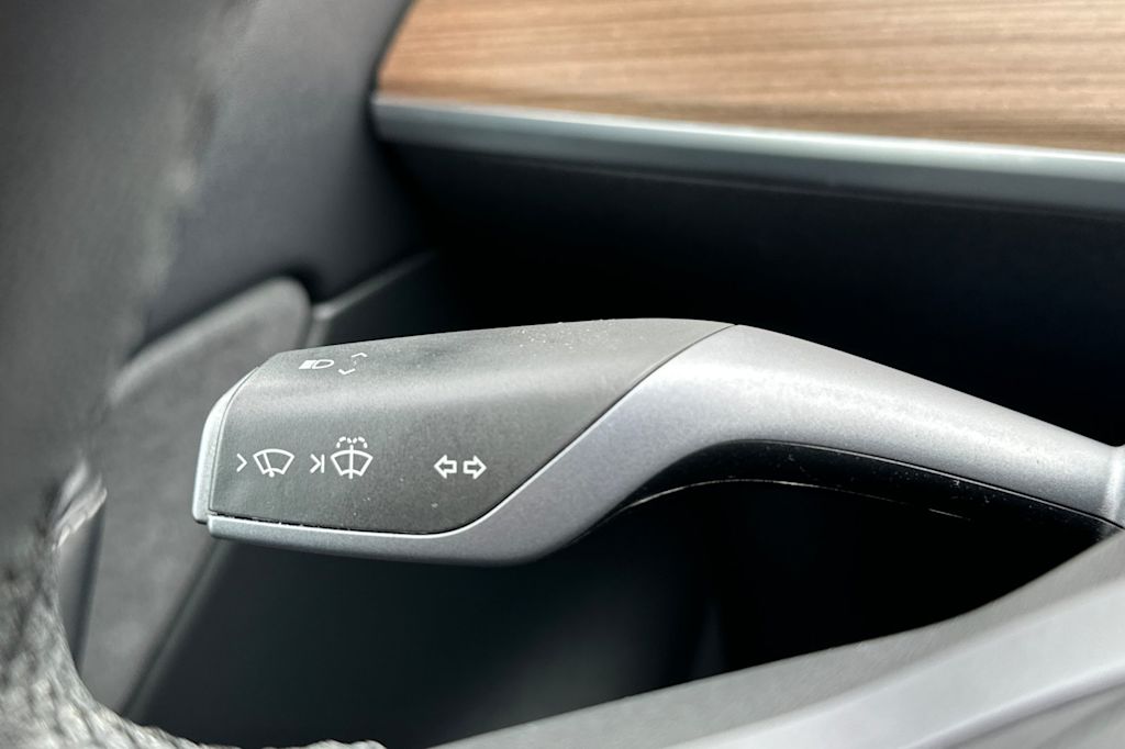 Thumbnail: 2021 Tesla Model Y - 24