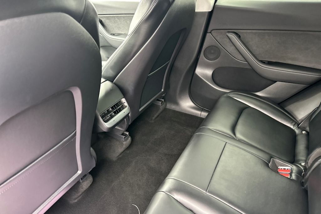 Thumbnail: 2021 Tesla Model Y - 11