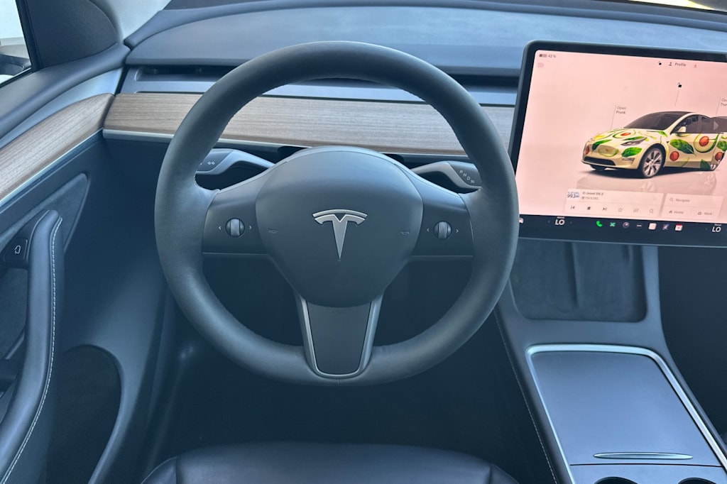 Thumbnail: 2024 Tesla Model Y - 9