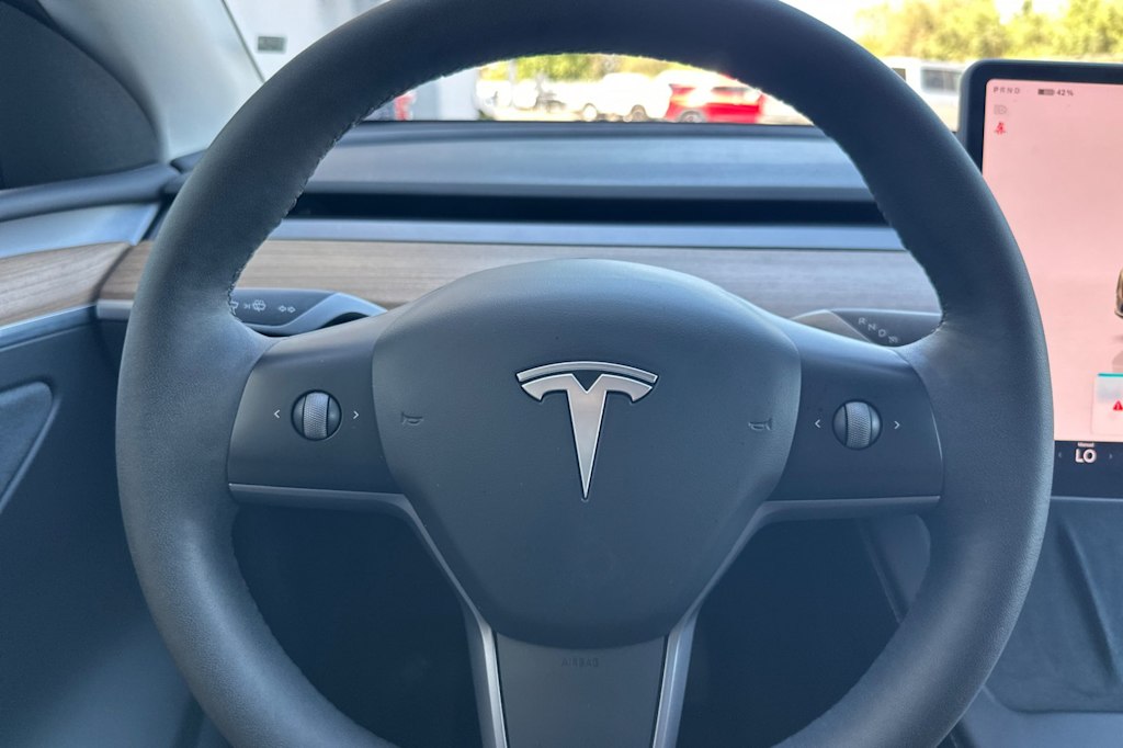 Thumbnail: 2024 Tesla Model Y - 24
