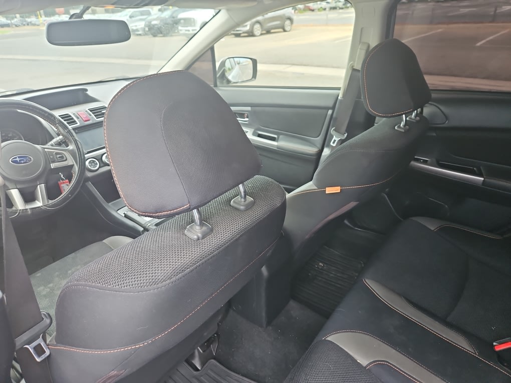 Thumbnail: 2016 Subaru Crosstrek - 9